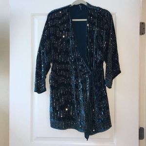 Zara winter 2018 size M beaded velvet dress